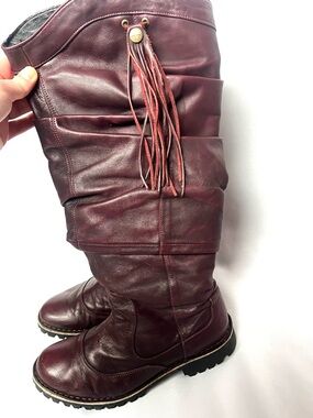 J Shoes Cavalier Leather Slouch Boots Tassel Fringe Vibram Sole Boho 8.5